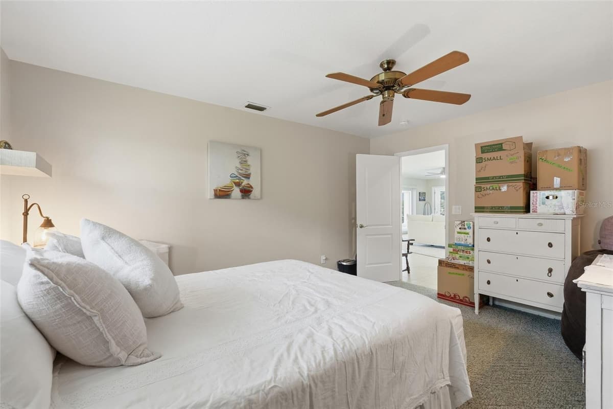 3433 NIGHTHAWK COURT — photo 17 of 32