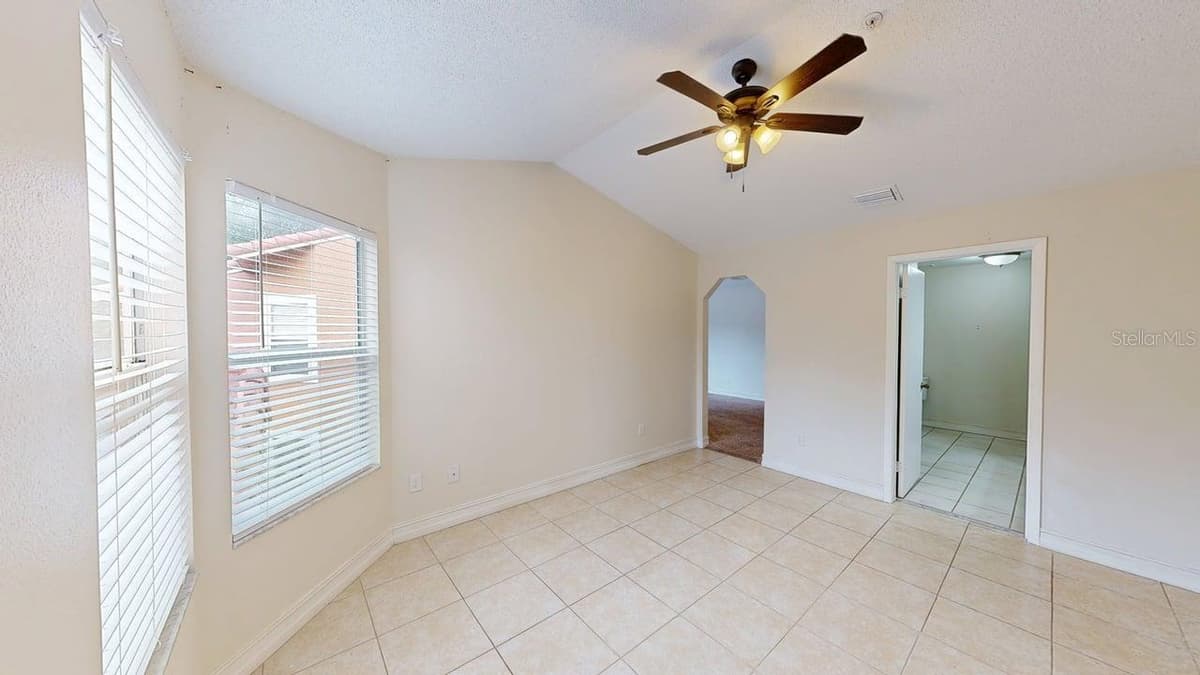 1009 CASA DEL SOL CIRCLE — photo 32 of 40
