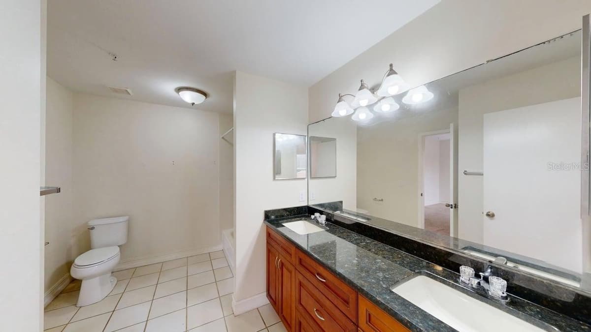 1009 CASA DEL SOL CIRCLE — photo 33 of 40