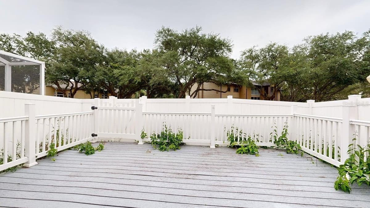 1009 CASA DEL SOL CIRCLE — photo 9 of 40