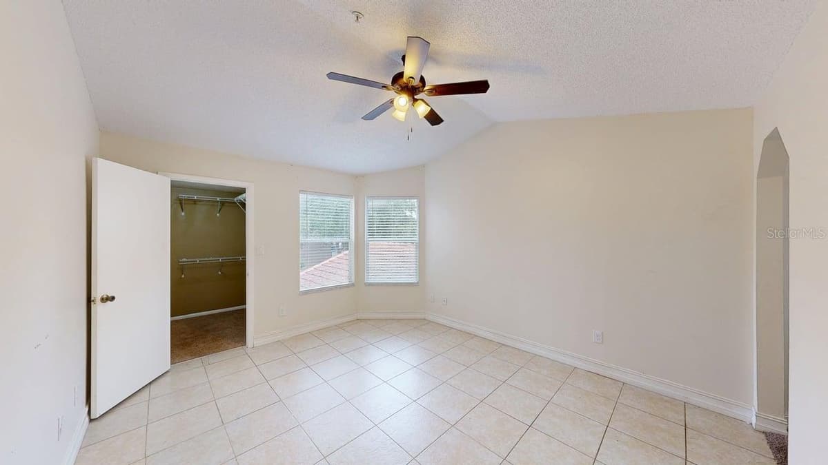 1009 CASA DEL SOL CIRCLE — photo 34 of 40