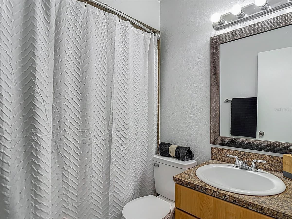 21032 VOYAGER BLVD — photo 20 of 28