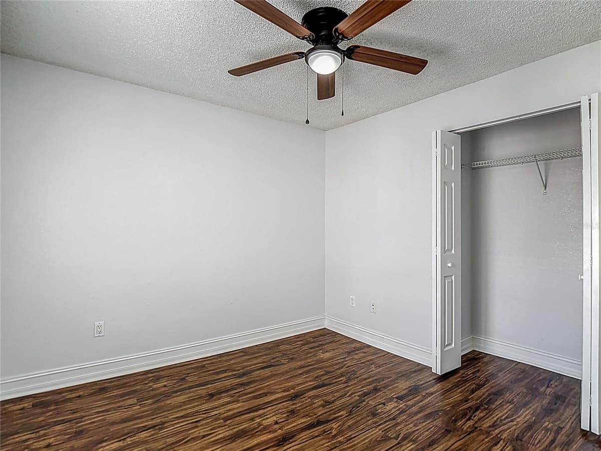 21032 VOYAGER BLVD — photo 17 of 28
