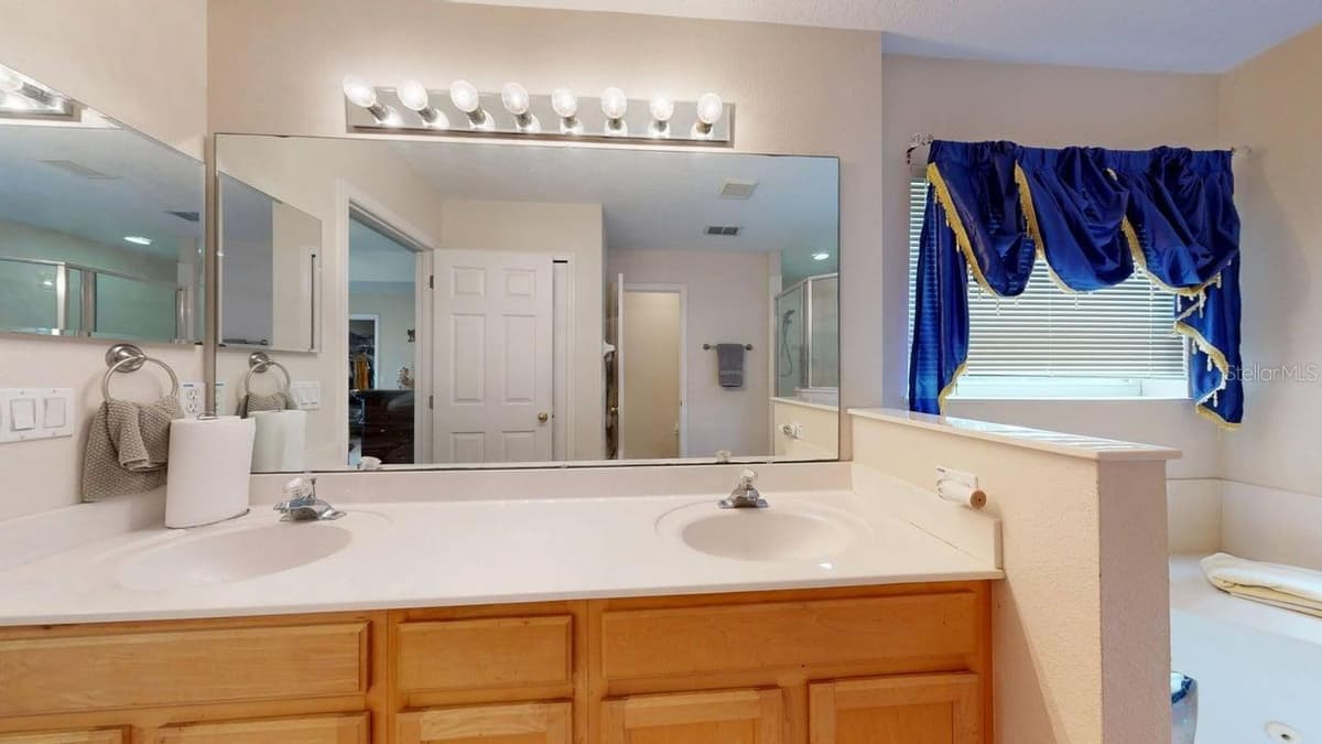 2108 ANCIENT OAK DRIVE — photo 59 of 73