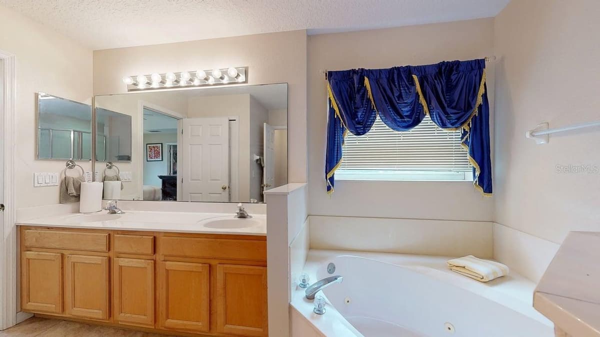 2108 ANCIENT OAK DRIVE — photo 60 of 73