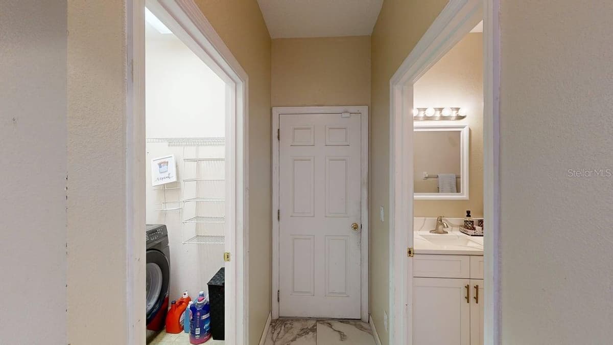 2108 ANCIENT OAK DRIVE — photo 26 of 73