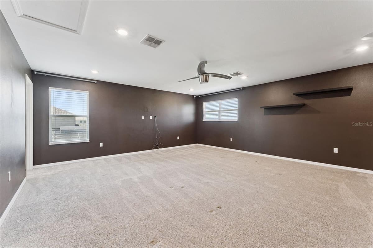 1511 GATEWAY LANE — photo 43 of 71