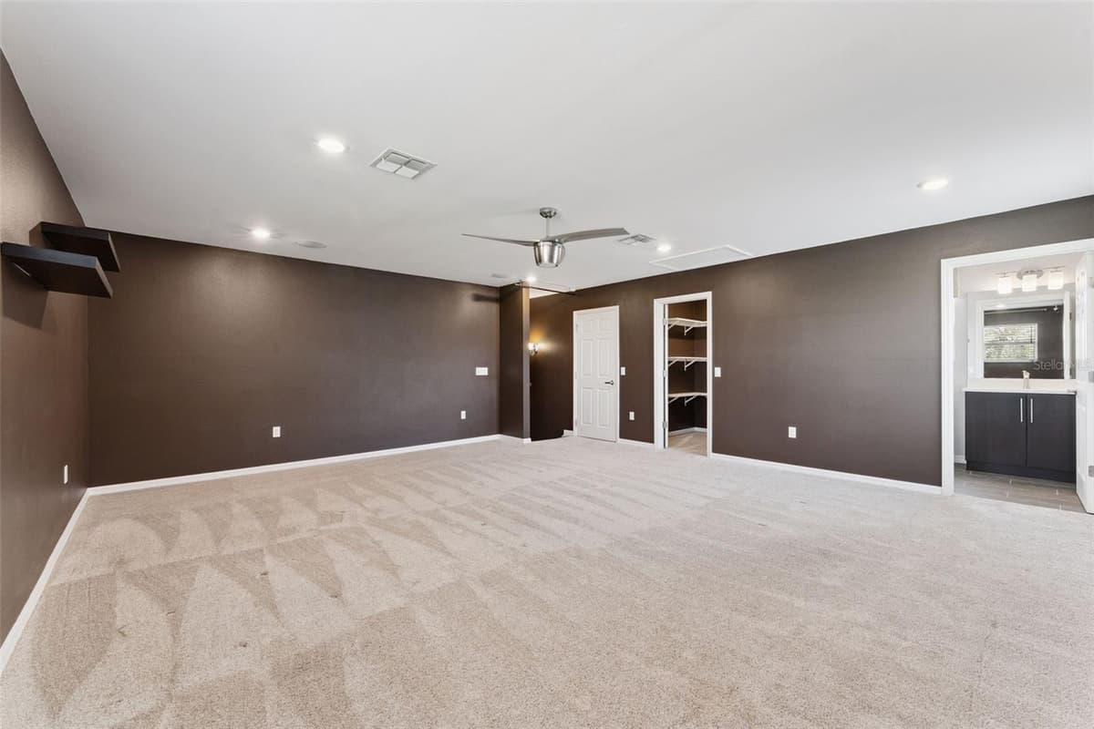 1511 GATEWAY LANE — photo 42 of 71
