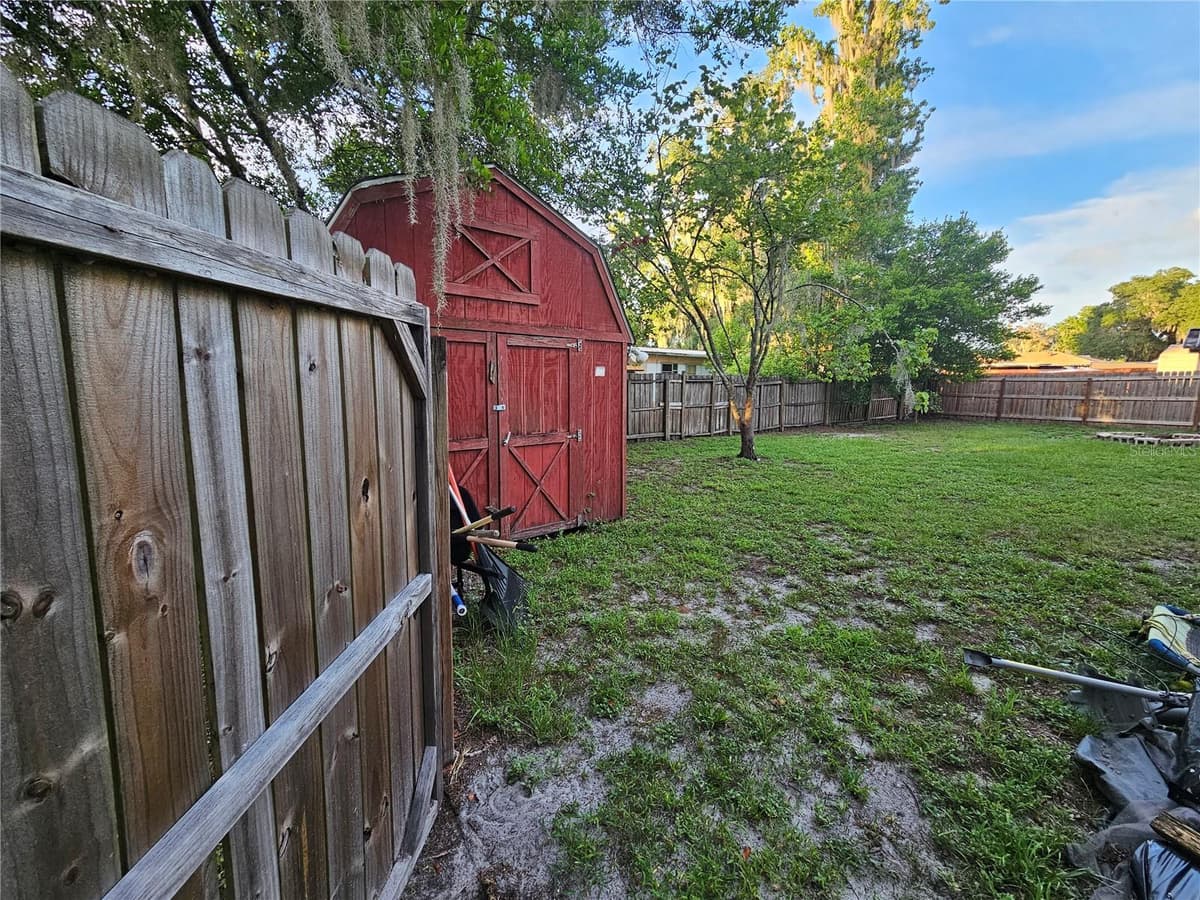 5815 TSALA APOPKA DRIVE — photo 10 of 20