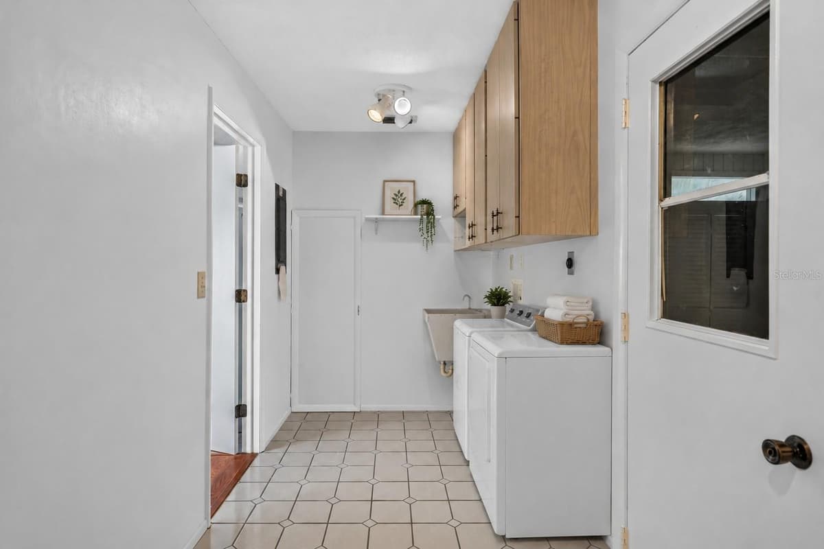 6510 11TH AVENUE — photo 14 of 32