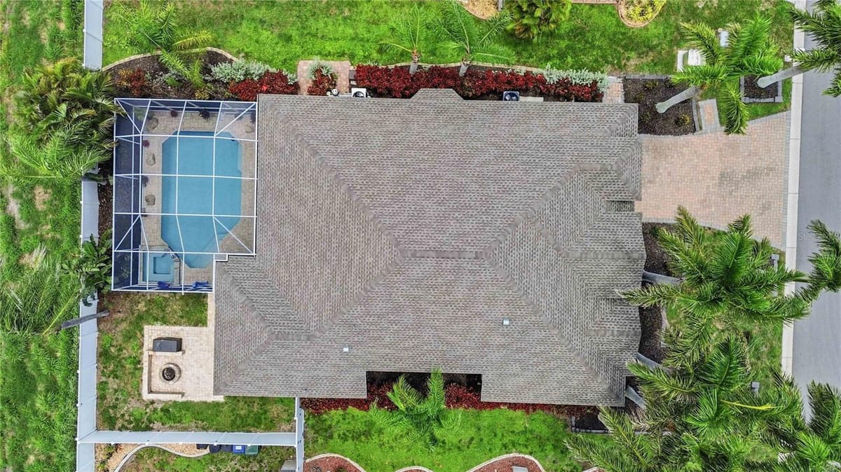 4251 TENNYSON WAY — photo 34 of 38