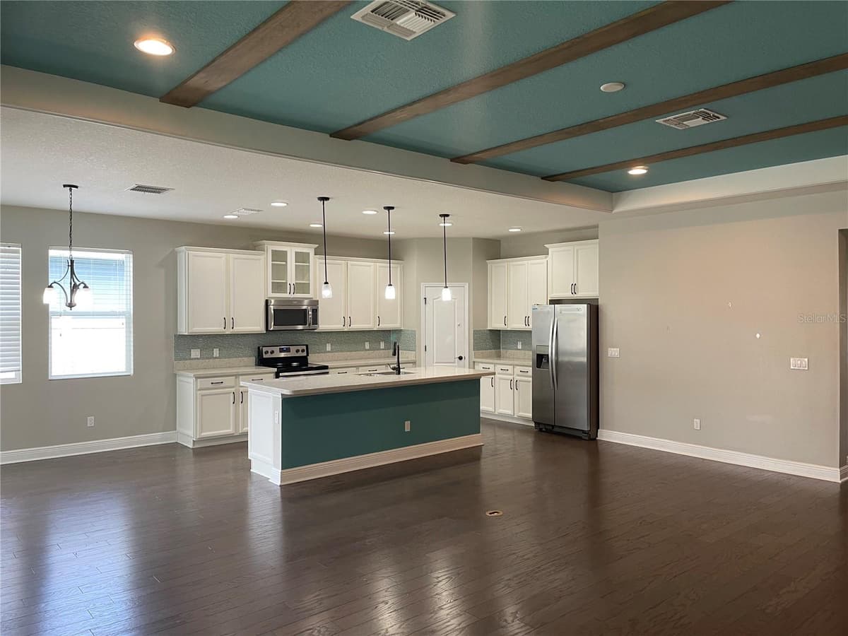 3560 PIXIE LANE — photo 8 of 71