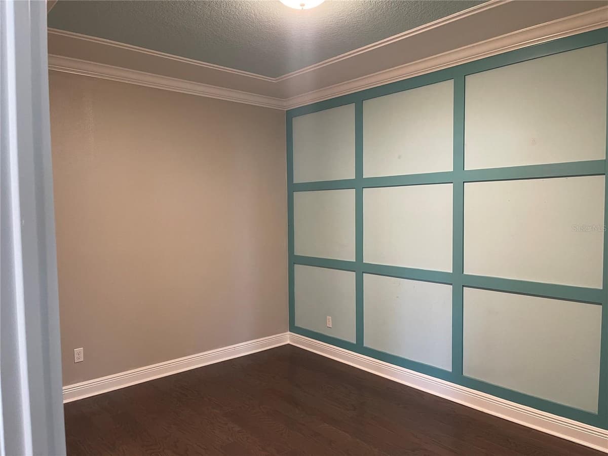 3560 PIXIE LANE — photo 33 of 71