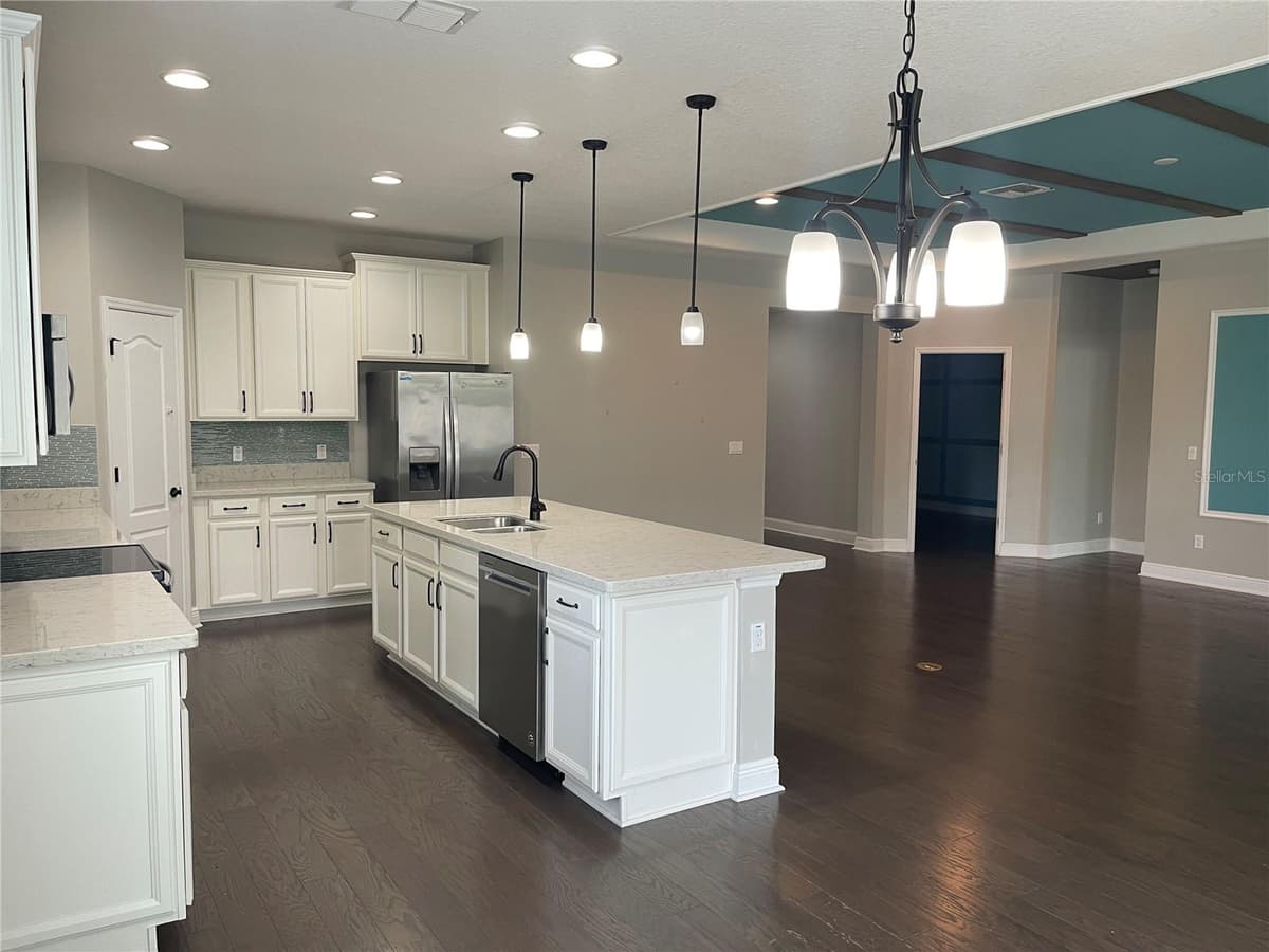 3560 PIXIE LANE — photo 9 of 71