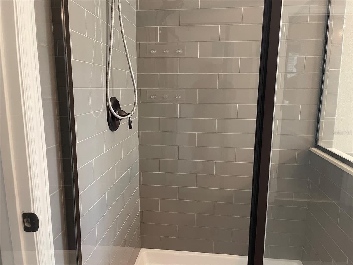 3560 PIXIE LANE — photo 43 of 71