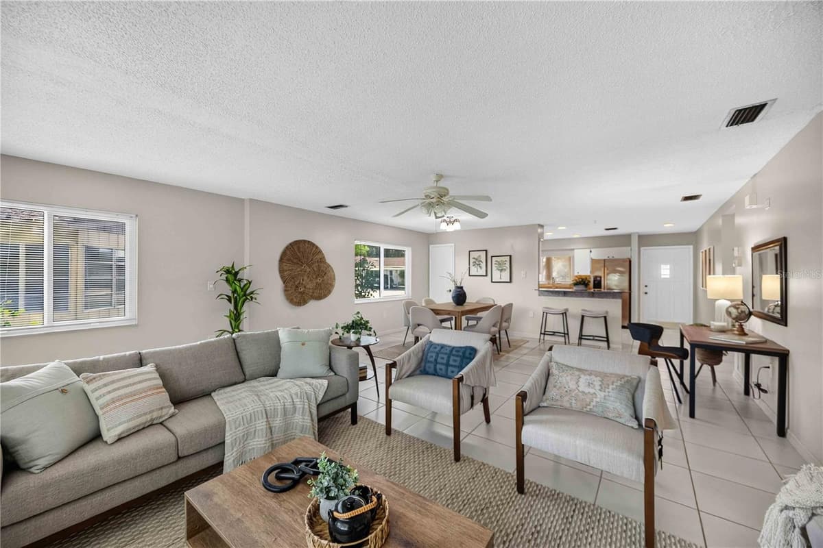 4565 TIPPECANOE TRAIL — photo 4 of 45