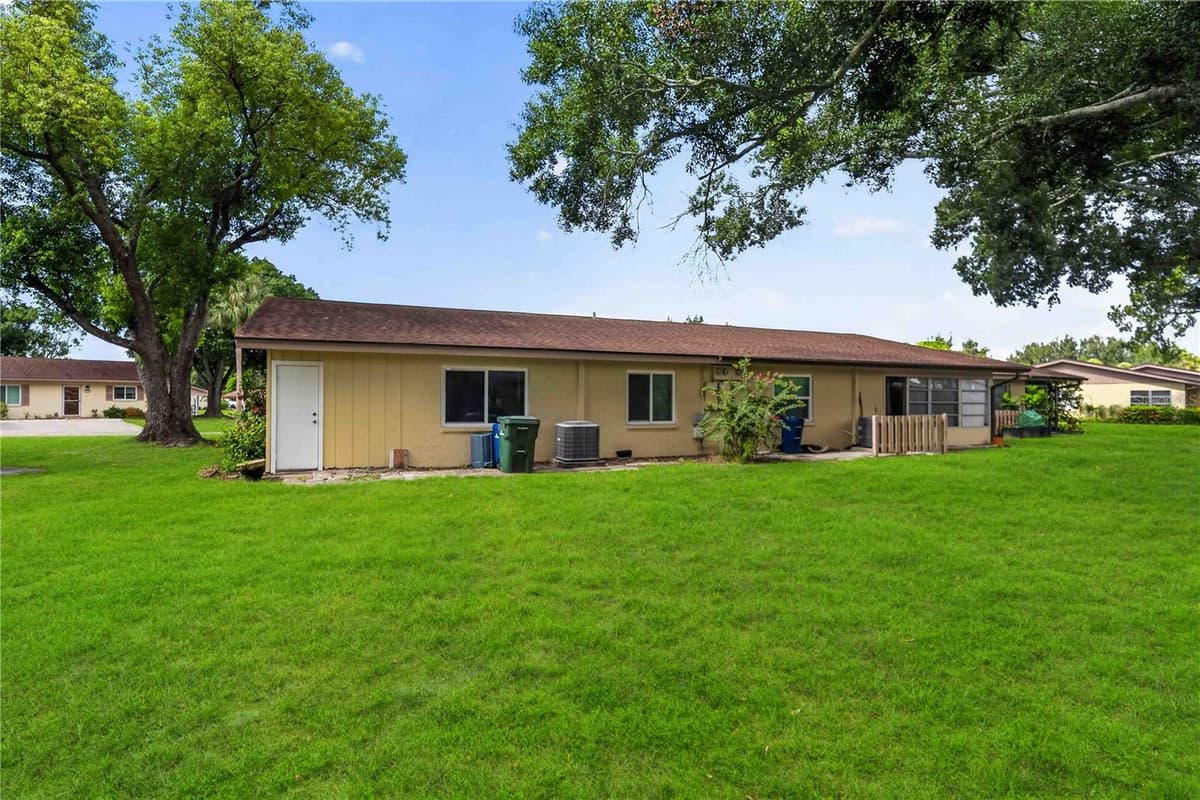 4565 TIPPECANOE TRAIL — photo 38 of 45
