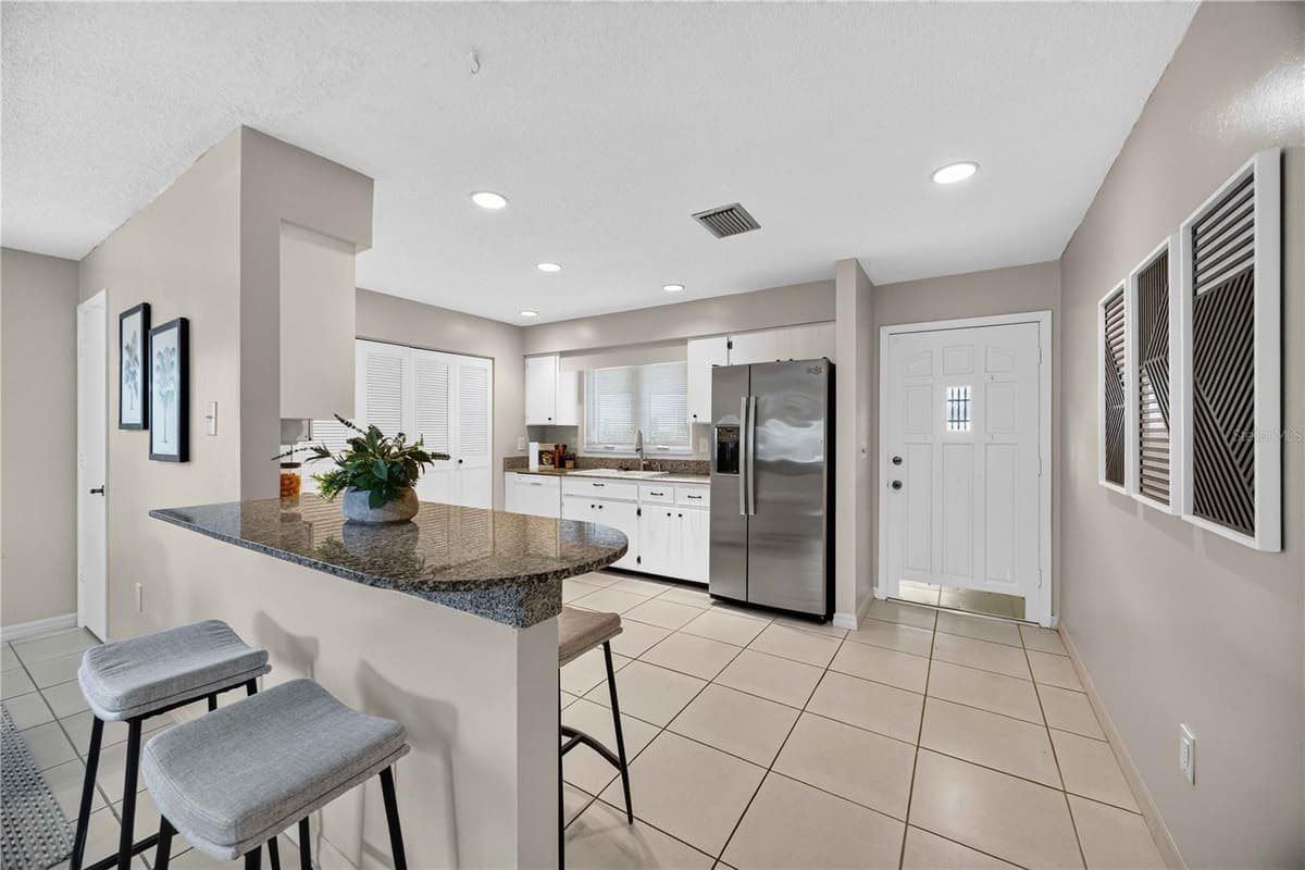 4565 TIPPECANOE TRAIL — photo 3 of 45