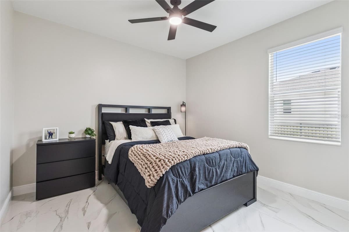 5361 DAGENHAM DRIVE — photo 39 of 91