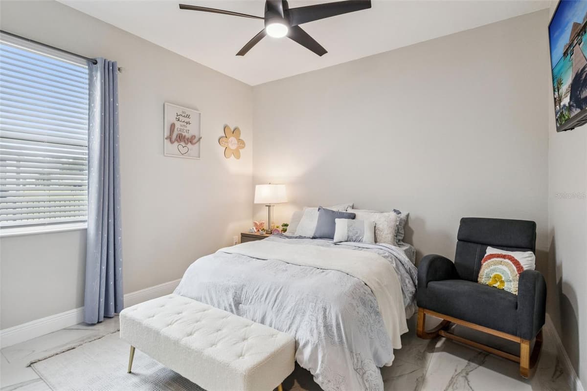 5361 DAGENHAM DRIVE — photo 41 of 91