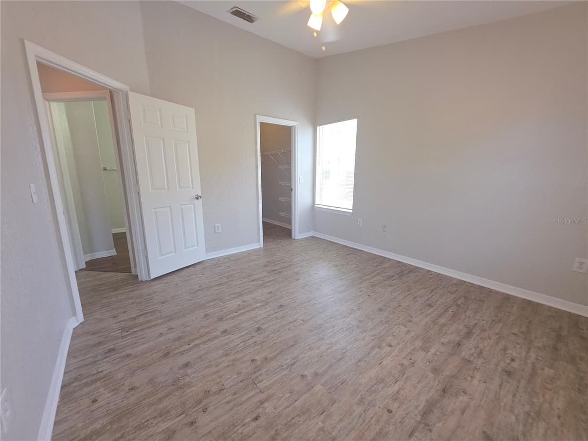 852 GRAND REGENCY POINT — photo 13 of 19