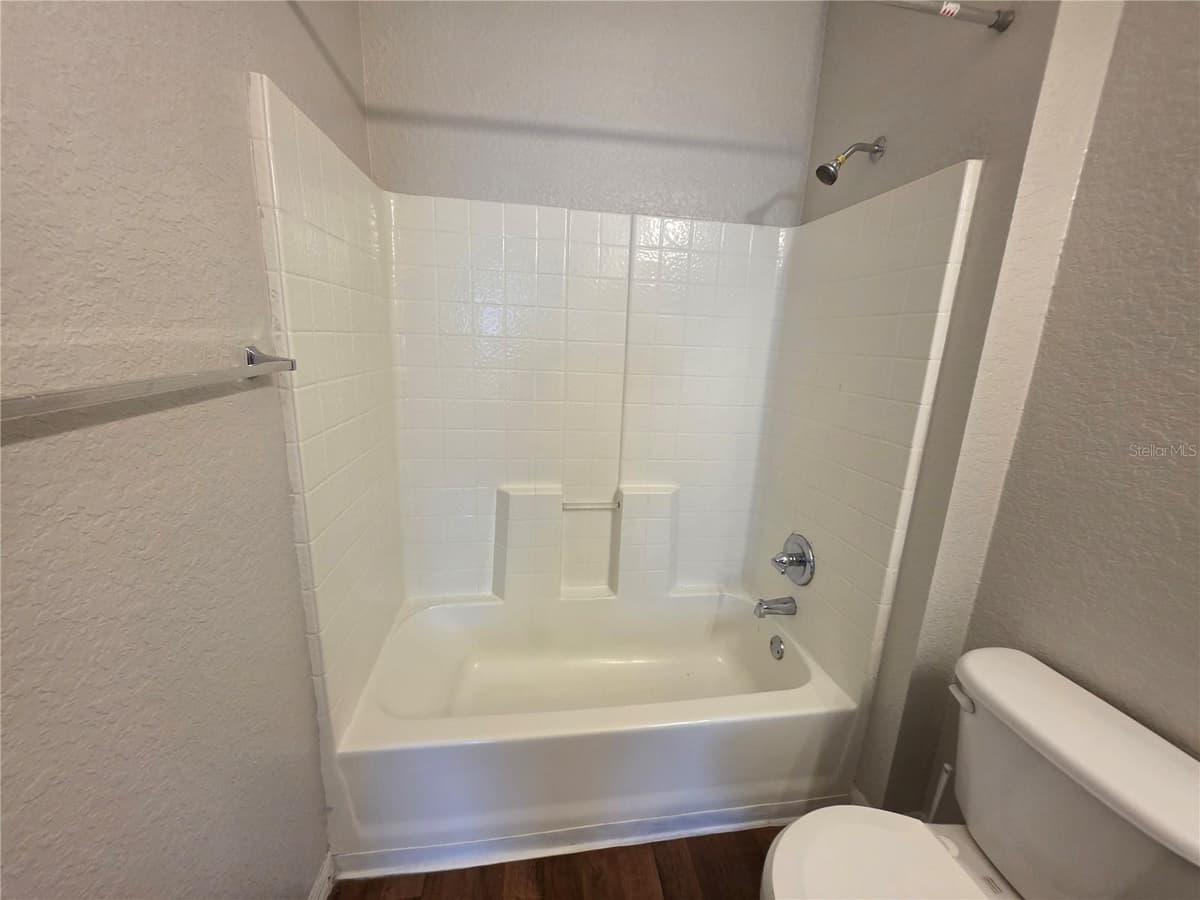 852 GRAND REGENCY POINT — photo 11 of 19