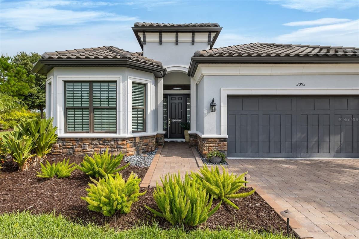 3095 FORSYTHIA DRIVE — photo 8 of 96