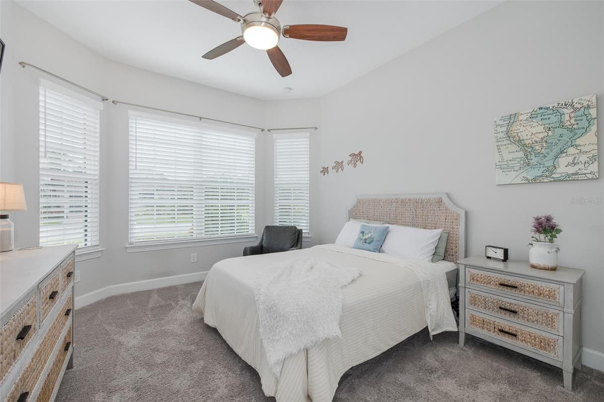 3095 FORSYTHIA DRIVE — photo 14 of 96
