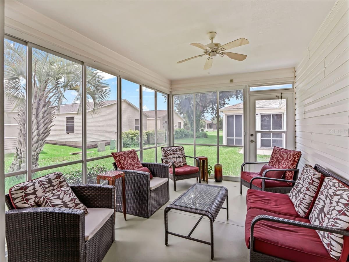 897 LIVINGSTON LOOP — photo 15 of 34