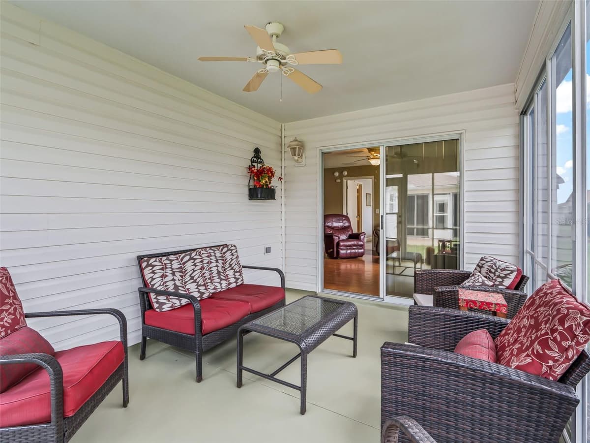 897 LIVINGSTON LOOP — photo 14 of 34