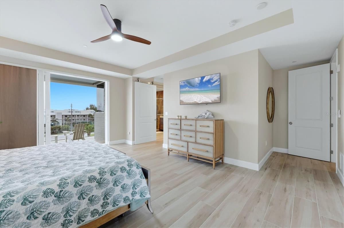 2708 BEACH ROAD — photo 33 of 86