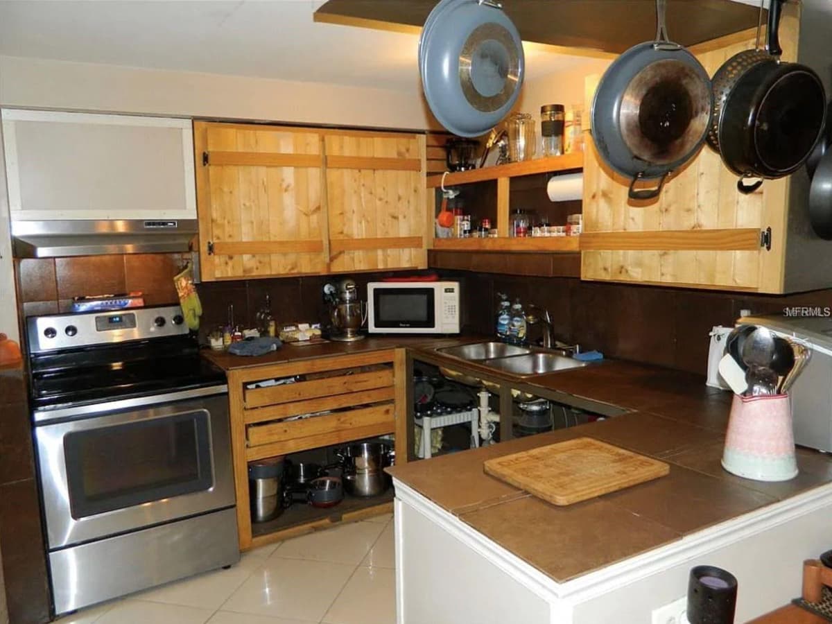 3442 WILTSHIRE DRIVE — photo 6 of 9