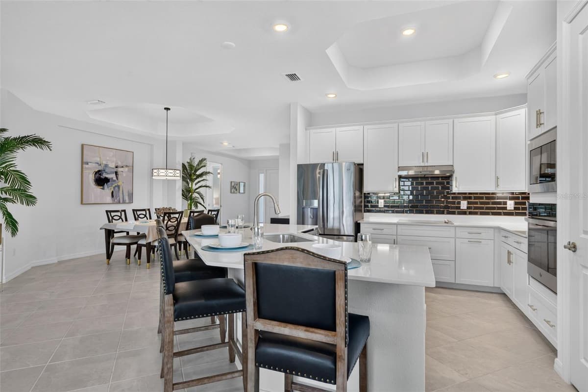 17260 JADESTONE COURT — photo 8 of 72