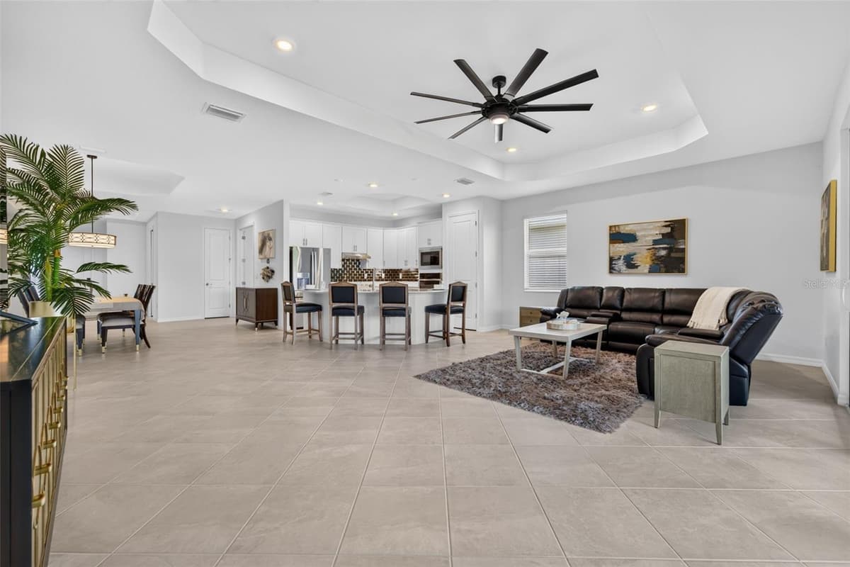 17260 JADESTONE COURT — photo 13 of 72