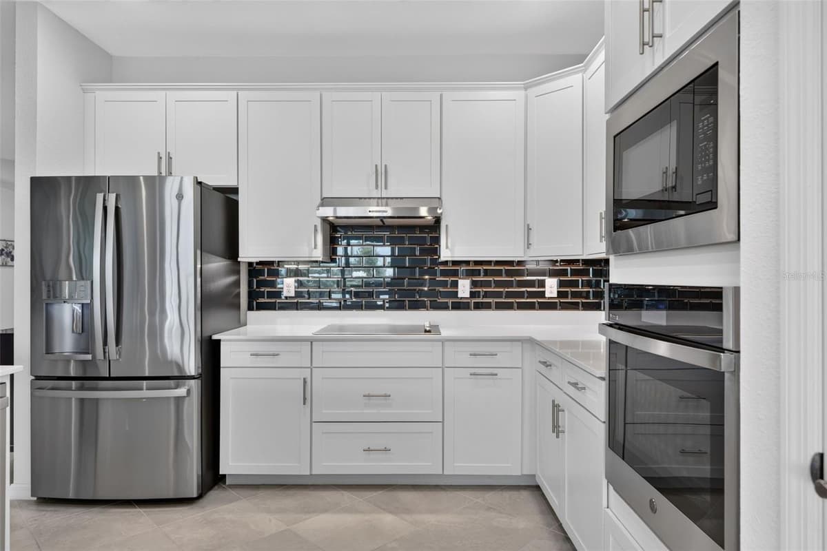 17260 JADESTONE COURT — photo 9 of 72