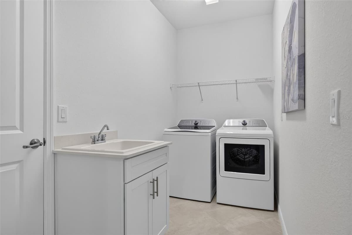 17260 JADESTONE COURT — photo 31 of 72
