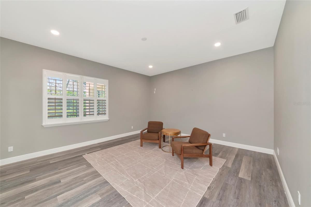 22209 DEER POINTE CROSSING — photo 20 of 37