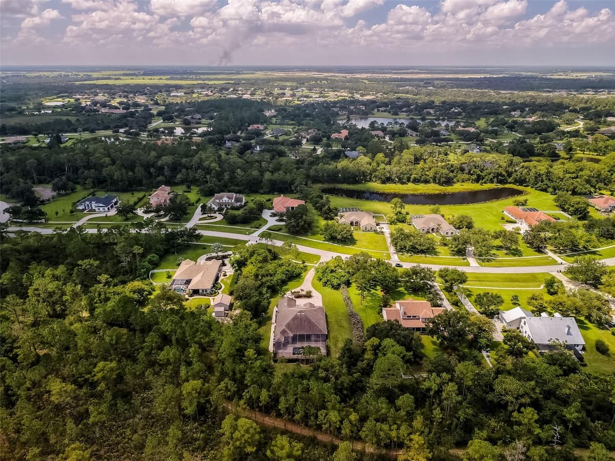 22209 DEER POINTE CROSSING — photo 35 of 37