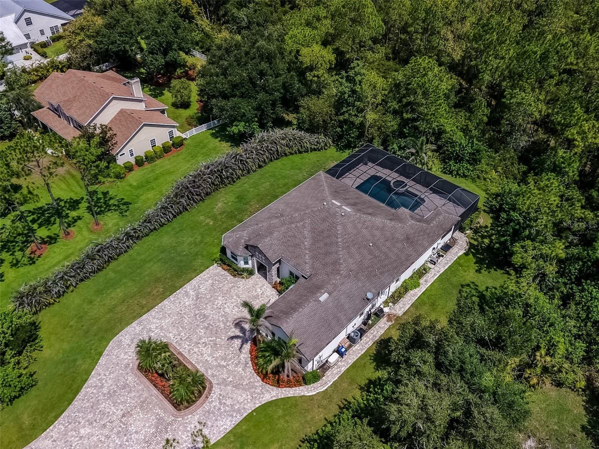 22209 DEER POINTE CROSSING — photo 34 of 37