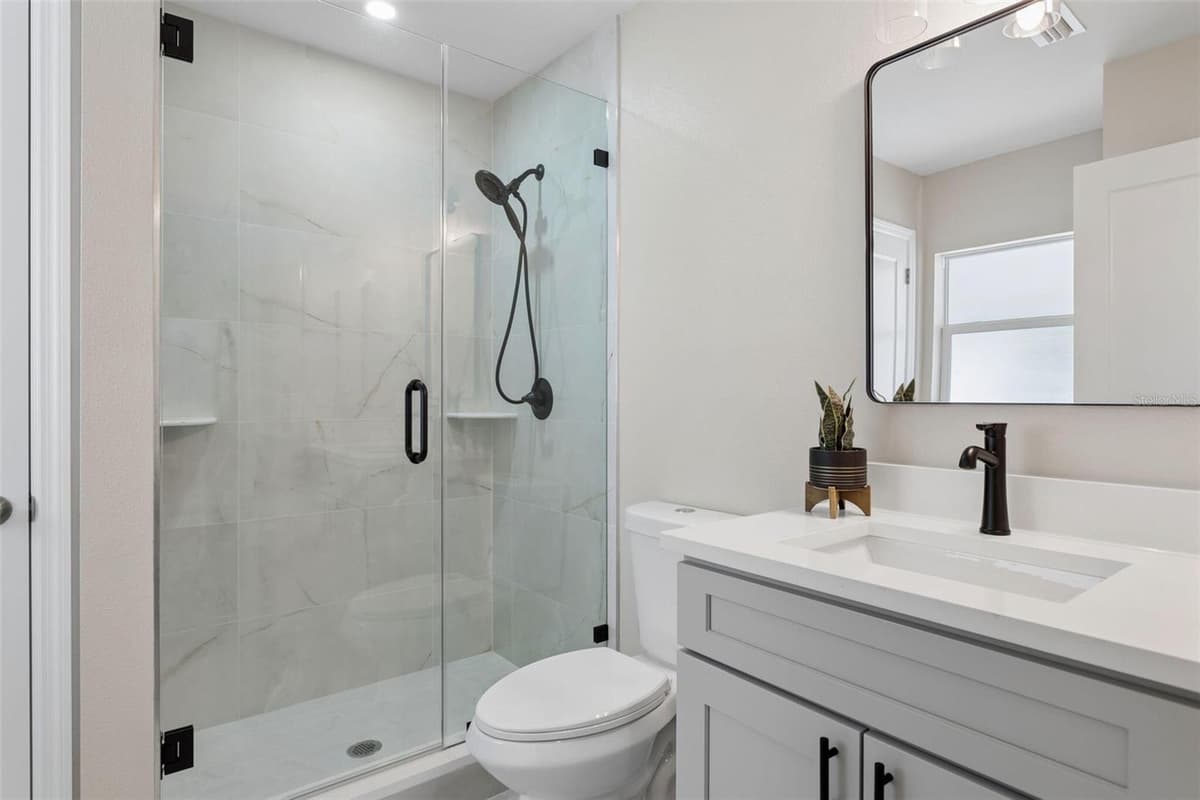 10926 TEMPLE AVENUE — photo 19 of 25