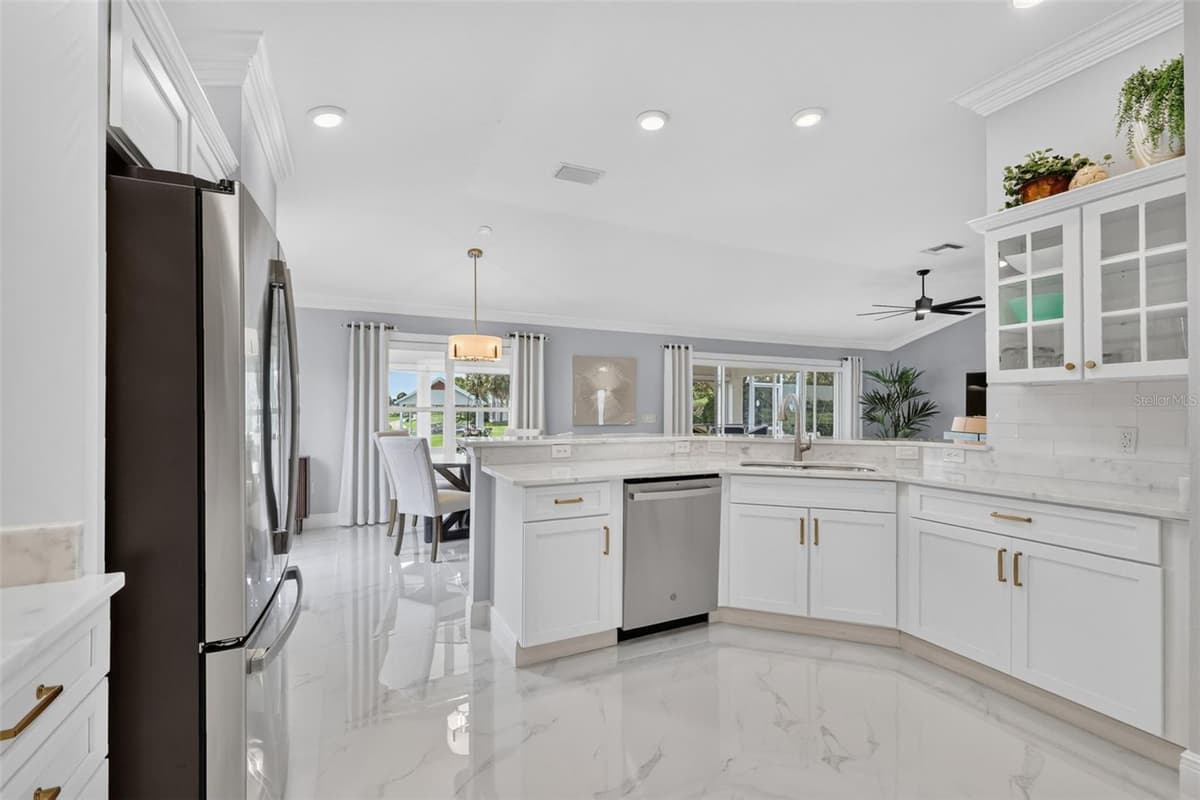 2216 BLACKVILLE DRIVE — photo 10 of 67
