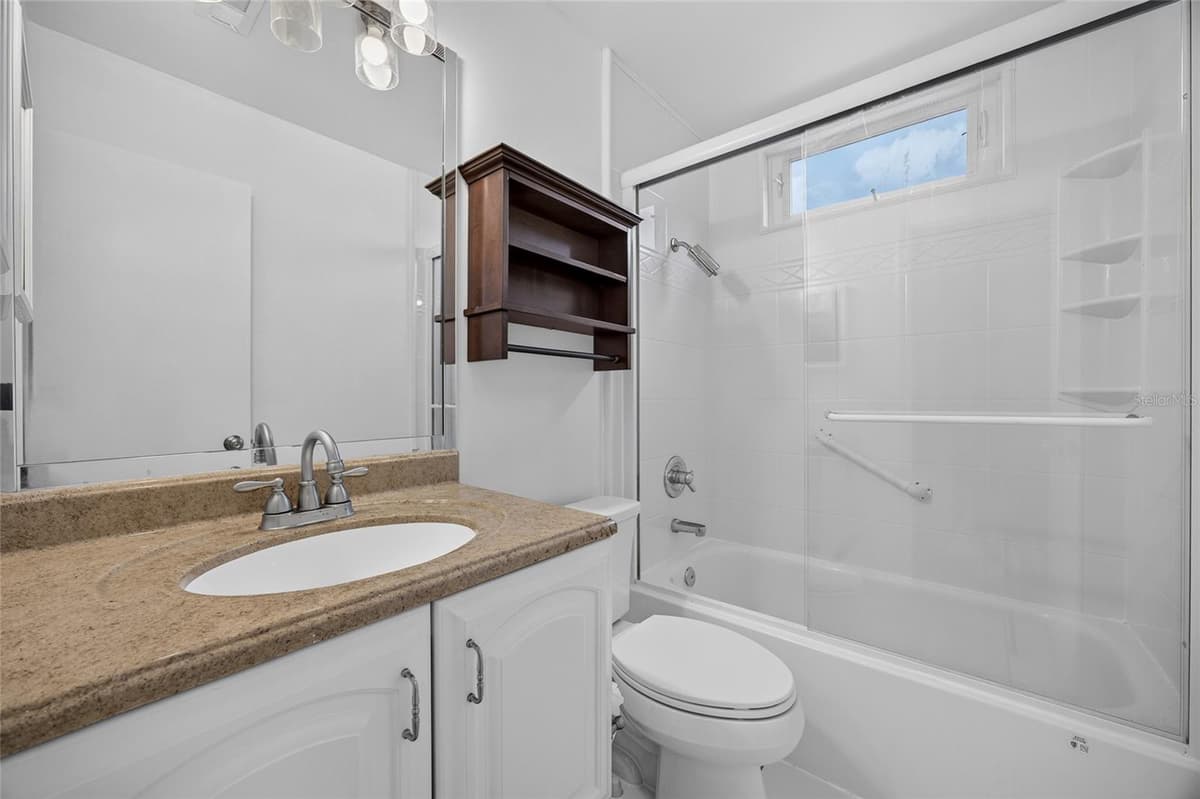 7582 LYNCREST STREET — photo 16 of 35