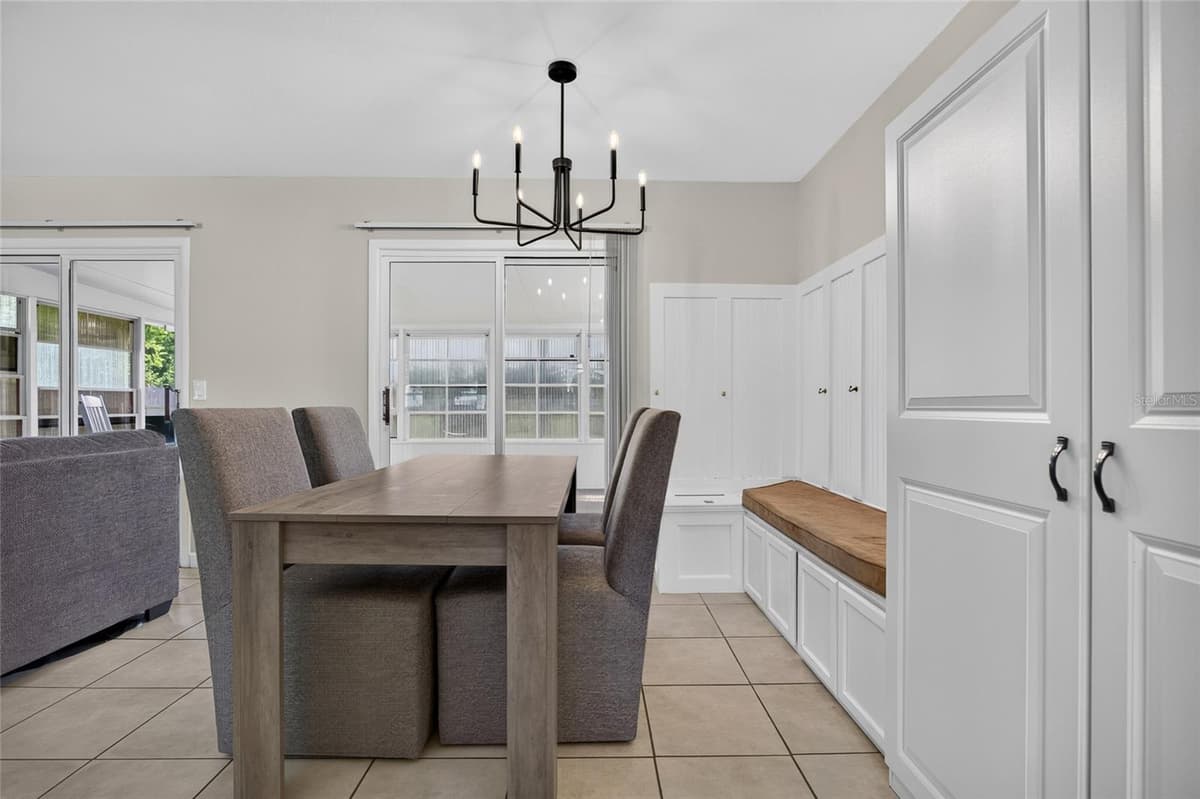 7582 LYNCREST STREET — photo 11 of 35