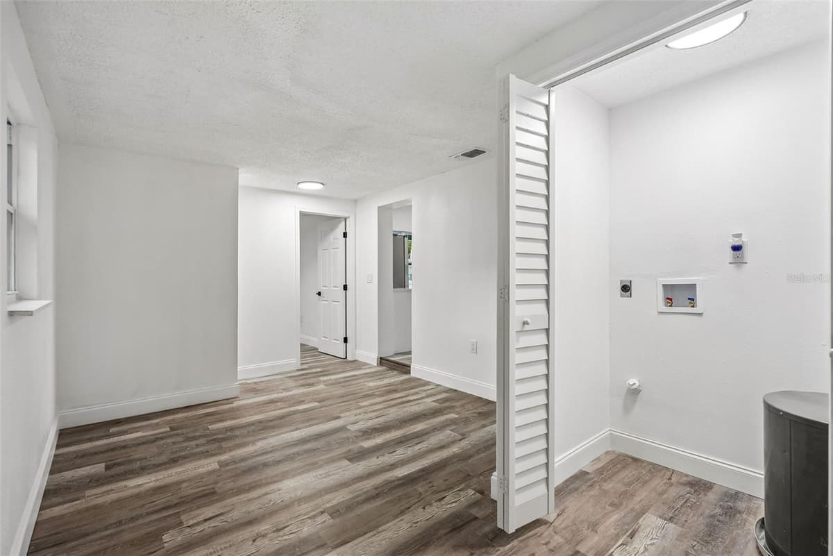806 CITRUS STREET — photo 11 of 28