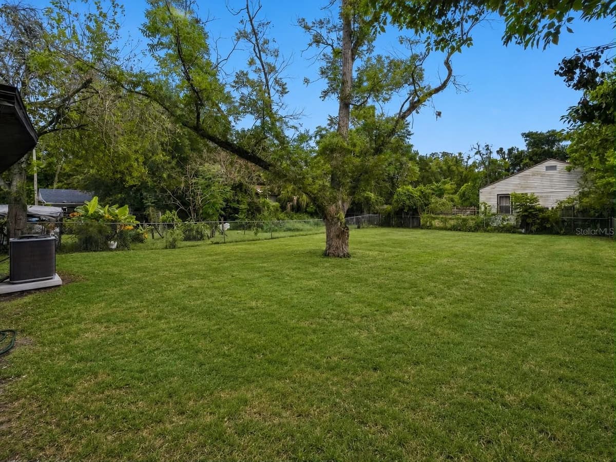 806 CITRUS STREET — photo 18 of 28