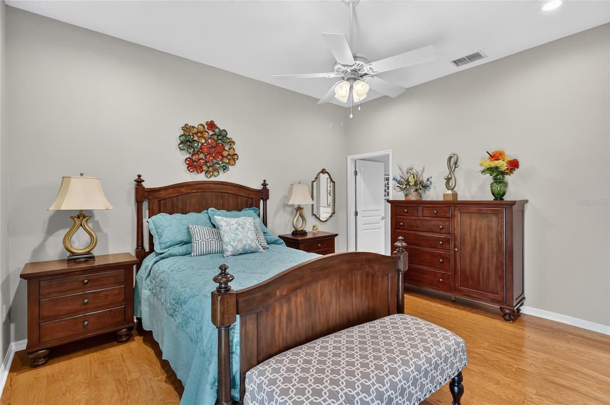 5008 LAKEVIEW BOULEVARD — photo 54 of 86