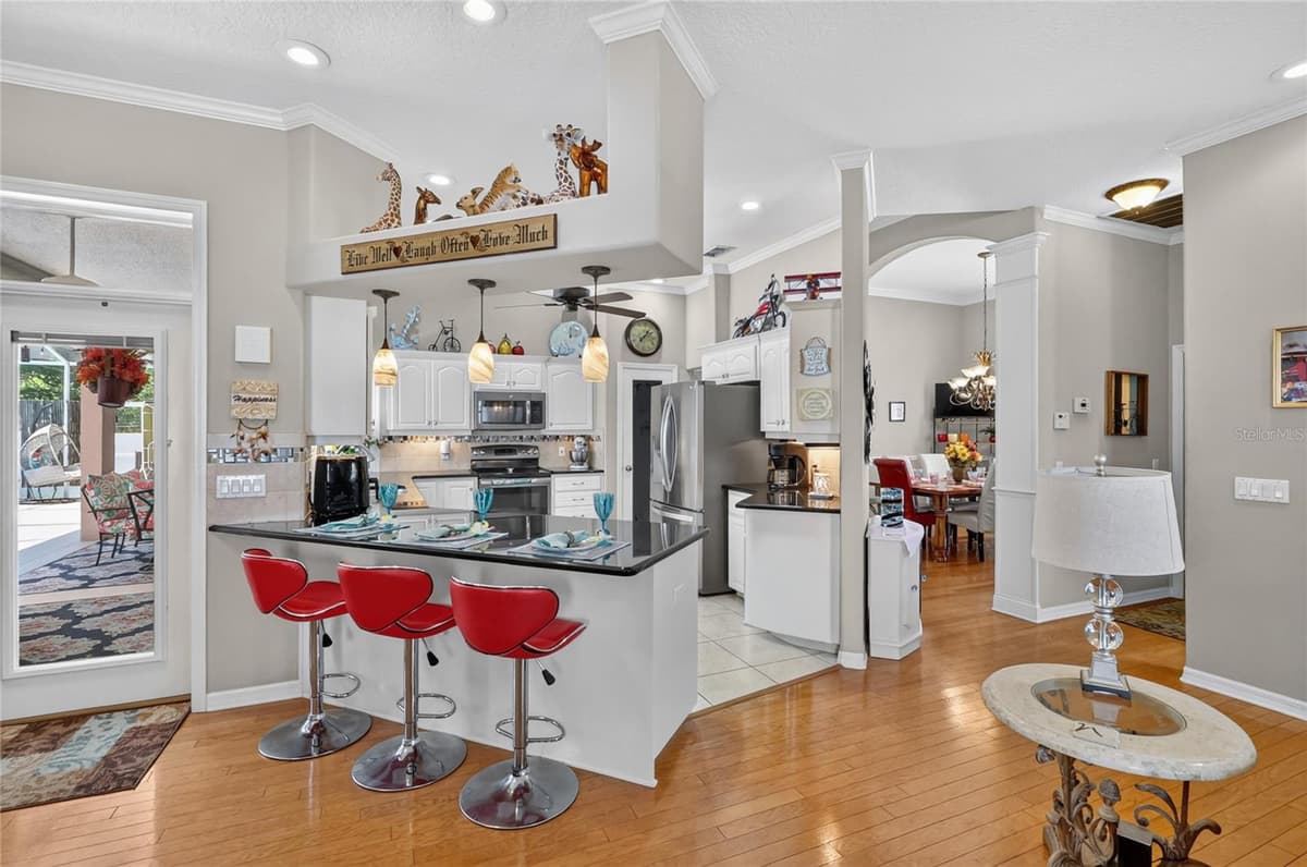 5008 LAKEVIEW BOULEVARD — photo 30 of 86