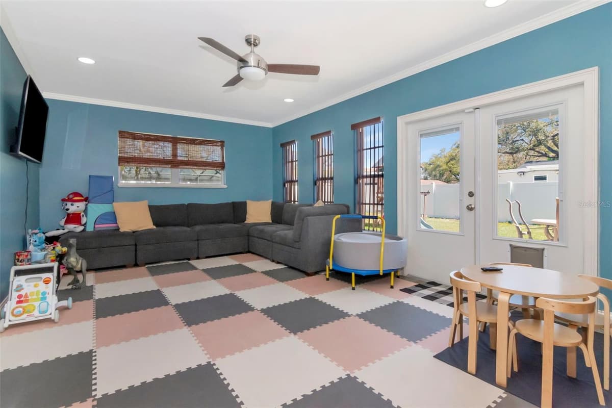 2535 LAKE ELLEN DRIVE — photo 72 of 72