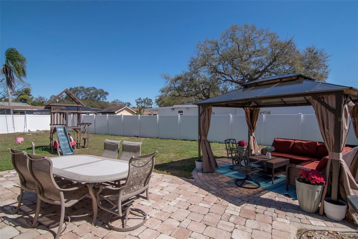 2535 LAKE ELLEN DRIVE — photo 32 of 72