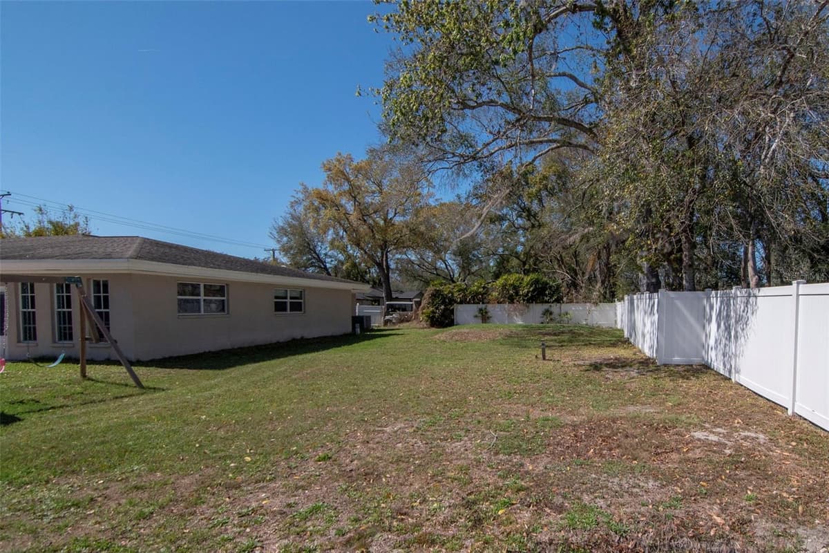 2535 LAKE ELLEN DRIVE — photo 37 of 72